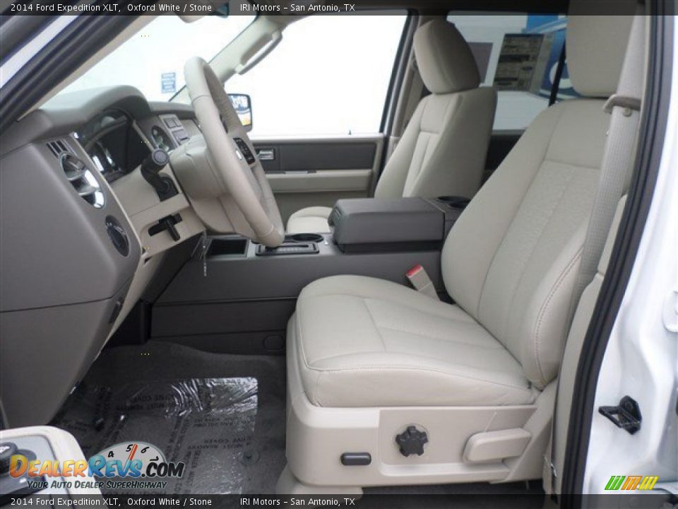 2014 Ford Expedition XLT Oxford White / Stone Photo #25