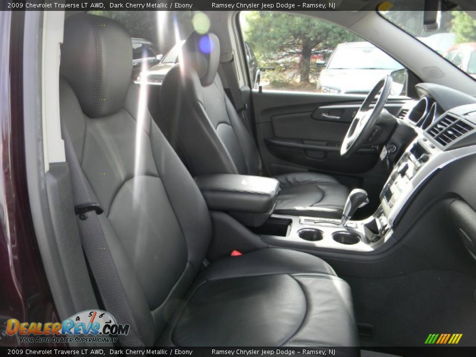 2009 Chevrolet Traverse LT AWD Dark Cherry Metallic / Ebony Photo #16