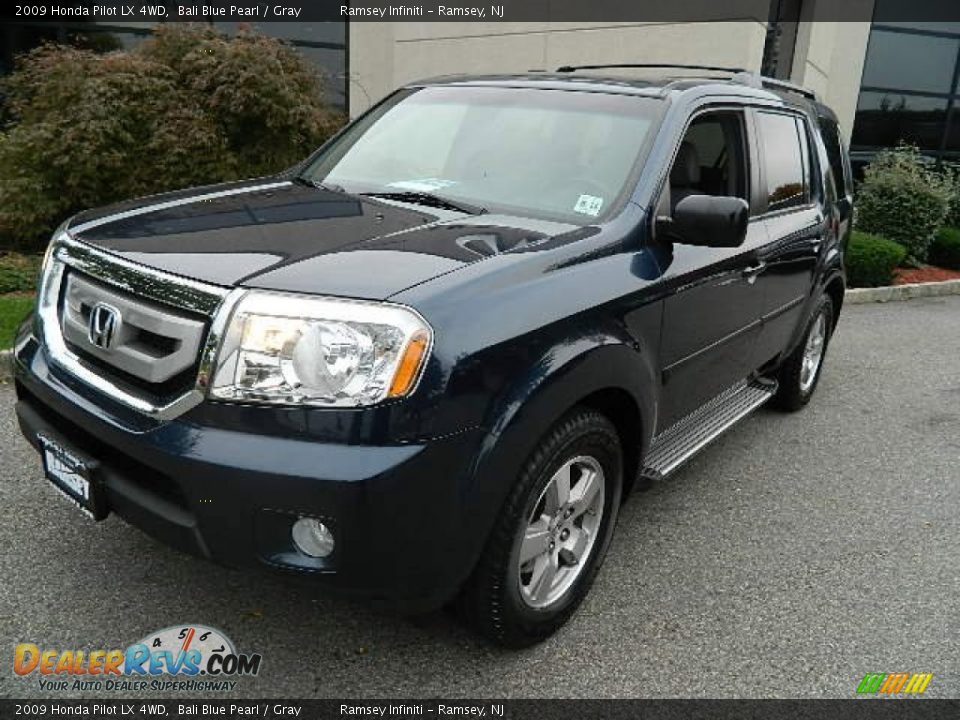 2009 Honda Pilot LX 4WD Bali Blue Pearl / Gray Photo #3