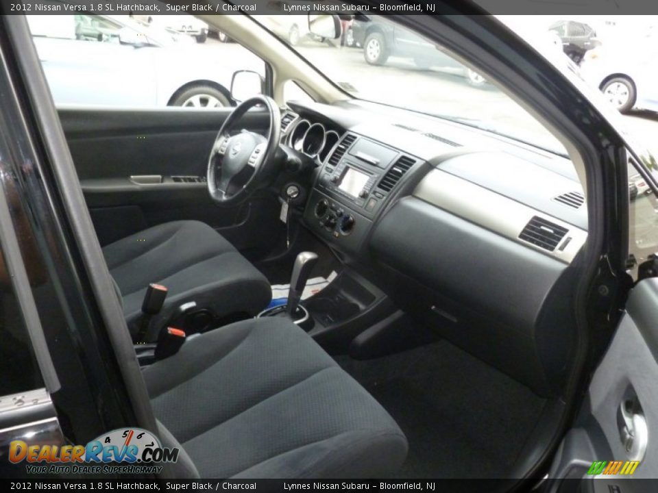 2012 Nissan Versa 1.8 SL Hatchback Super Black / Charcoal Photo #10