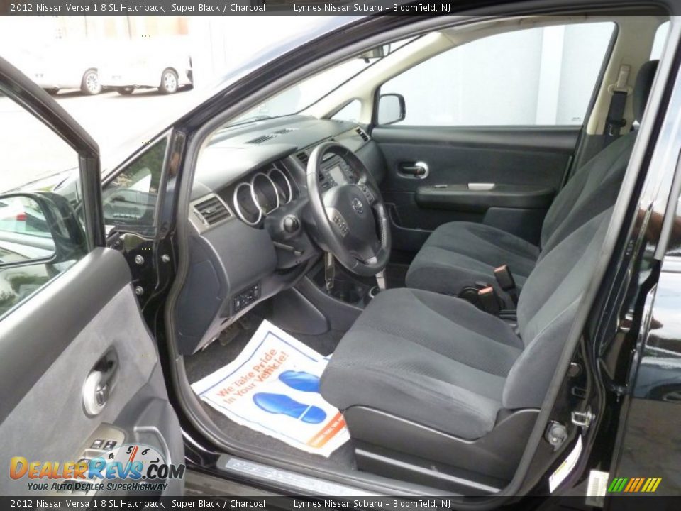 2012 Nissan Versa 1.8 SL Hatchback Super Black / Charcoal Photo #12