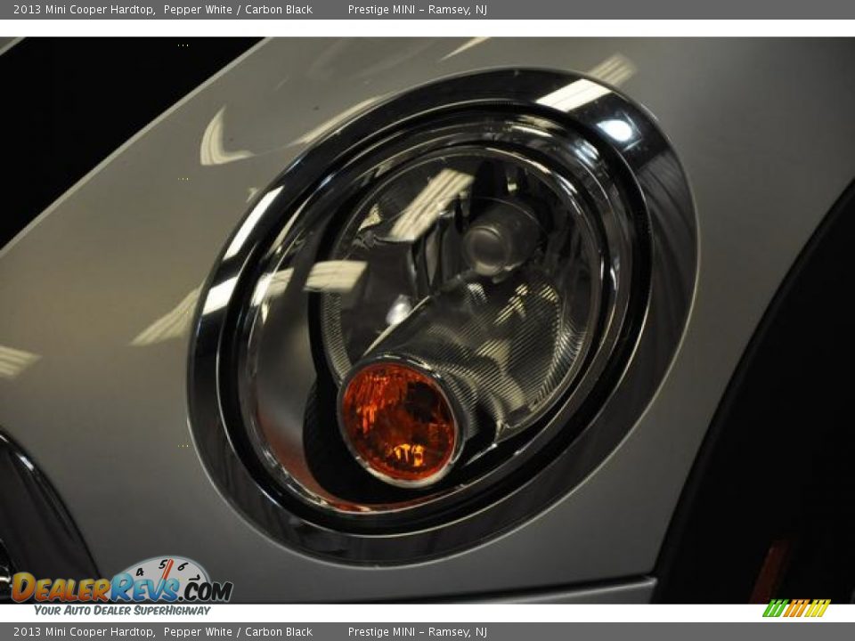 2013 Mini Cooper Hardtop Pepper White / Carbon Black Photo #2