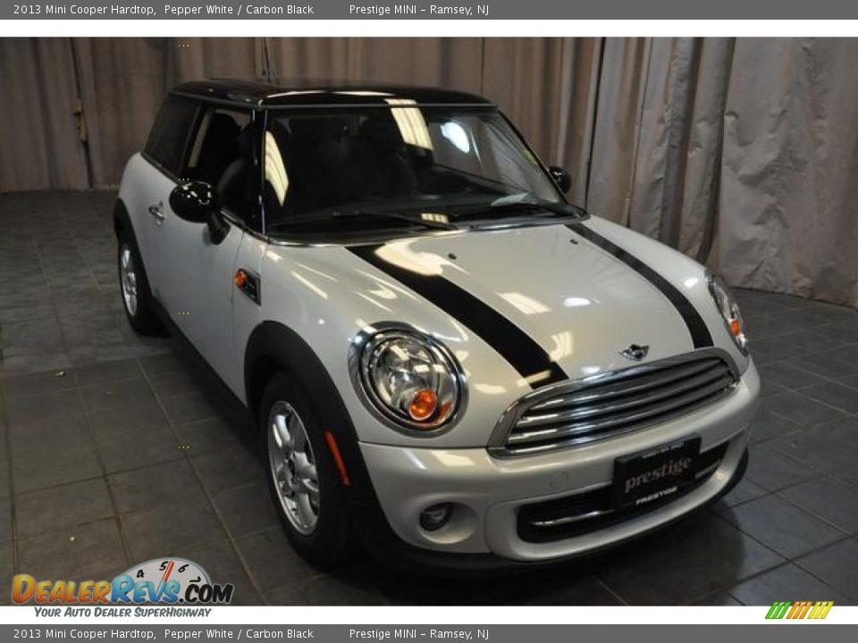 2013 Mini Cooper Hardtop Pepper White / Carbon Black Photo #4