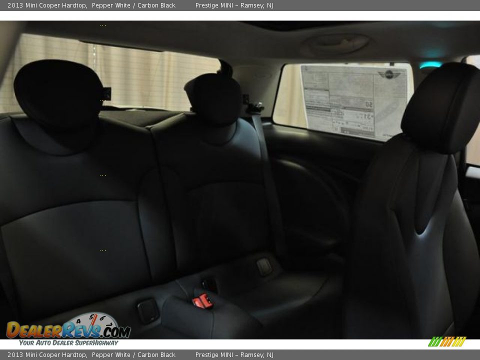 2013 Mini Cooper Hardtop Pepper White / Carbon Black Photo #11