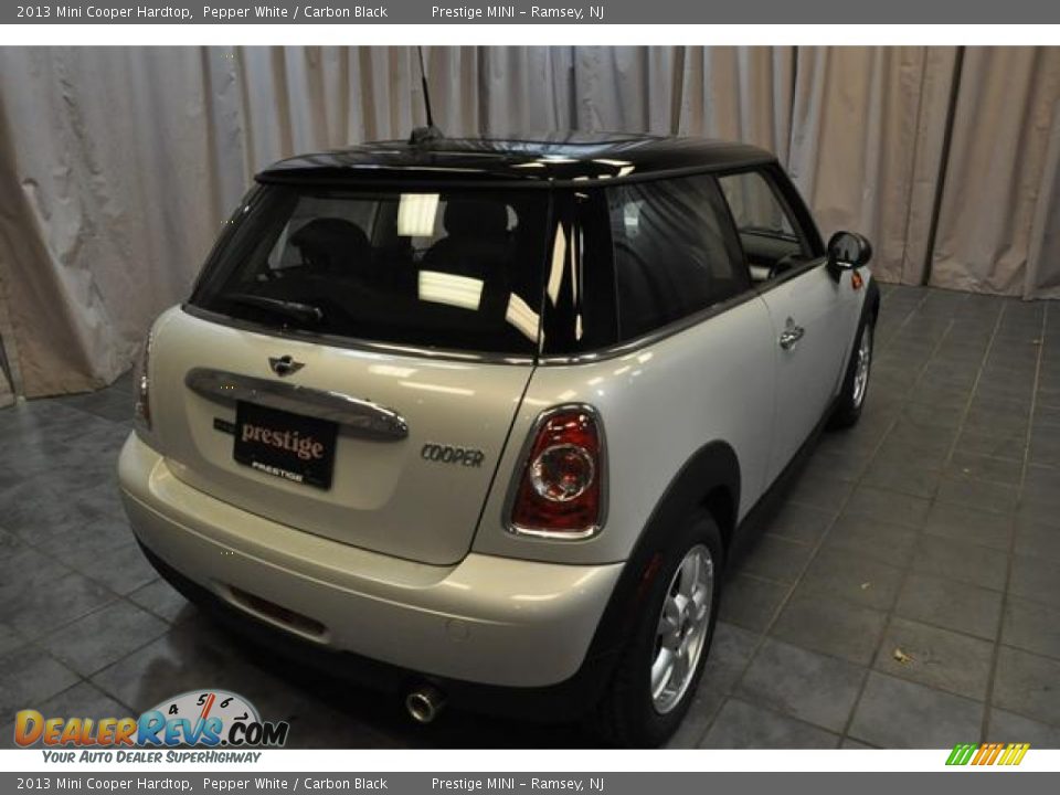 2013 Mini Cooper Hardtop Pepper White / Carbon Black Photo #12