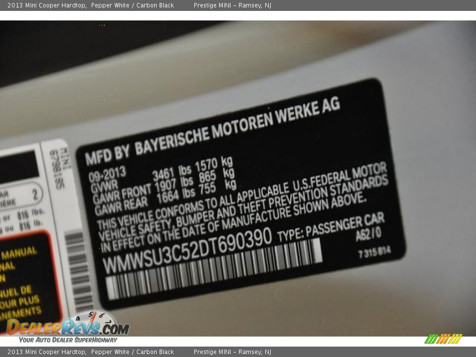 2013 Mini Cooper Hardtop Pepper White / Carbon Black Photo #24