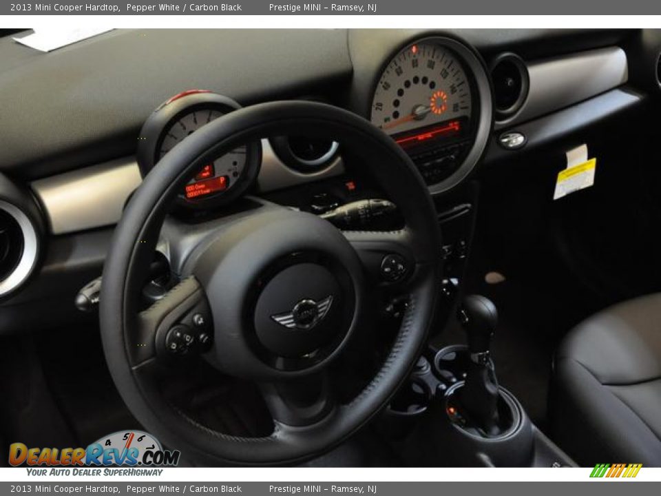 2013 Mini Cooper Hardtop Pepper White / Carbon Black Photo #28