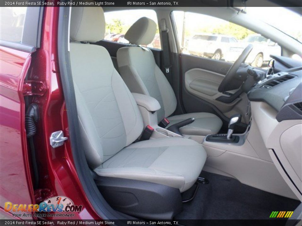 2014 Ford Fiesta SE Sedan Ruby Red / Medium Light Stone Photo #9