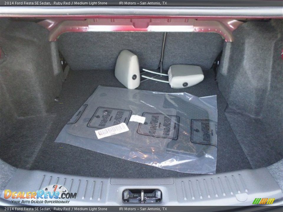 2014 Ford Fiesta SE Sedan Ruby Red / Medium Light Stone Photo #13