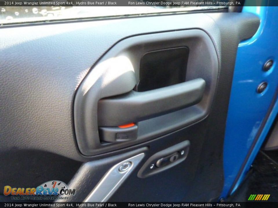 2014 Jeep Wrangler Unlimited Sport 4x4 Hydro Blue Pearl / Black Photo #16