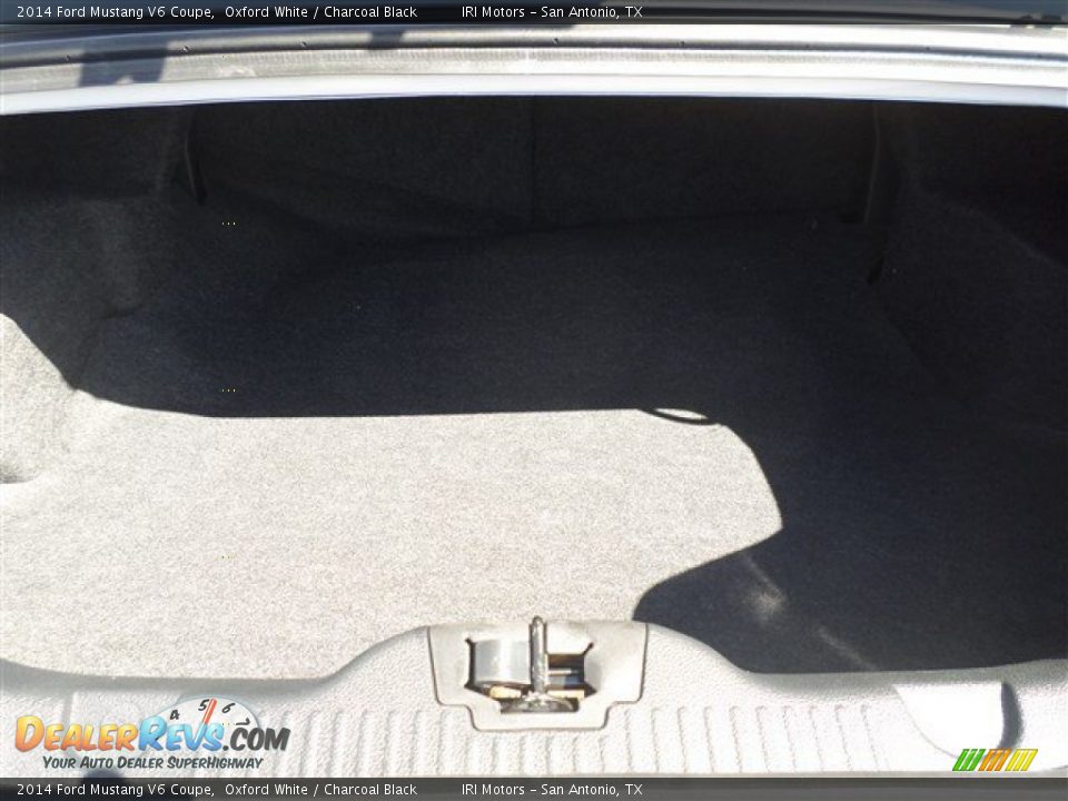 2014 Ford Mustang V6 Coupe Oxford White / Charcoal Black Photo #12