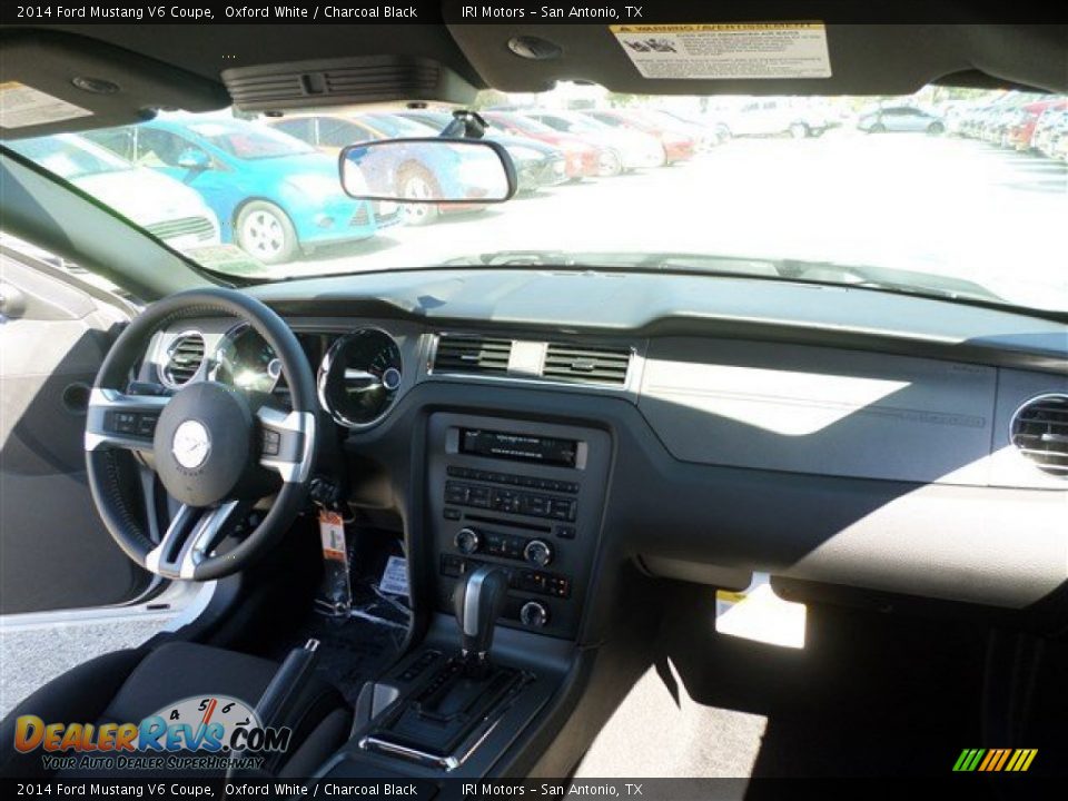 2014 Ford Mustang V6 Coupe Oxford White / Charcoal Black Photo #14