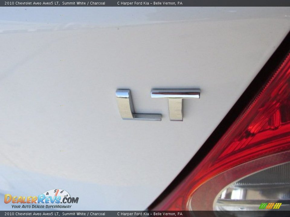 2010 Chevrolet Aveo Aveo5 LT Summit White / Charcoal Photo #9