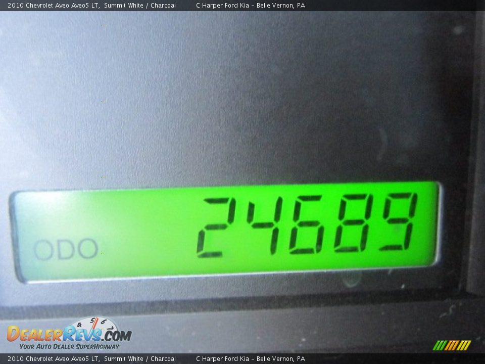 2010 Chevrolet Aveo Aveo5 LT Summit White / Charcoal Photo #25