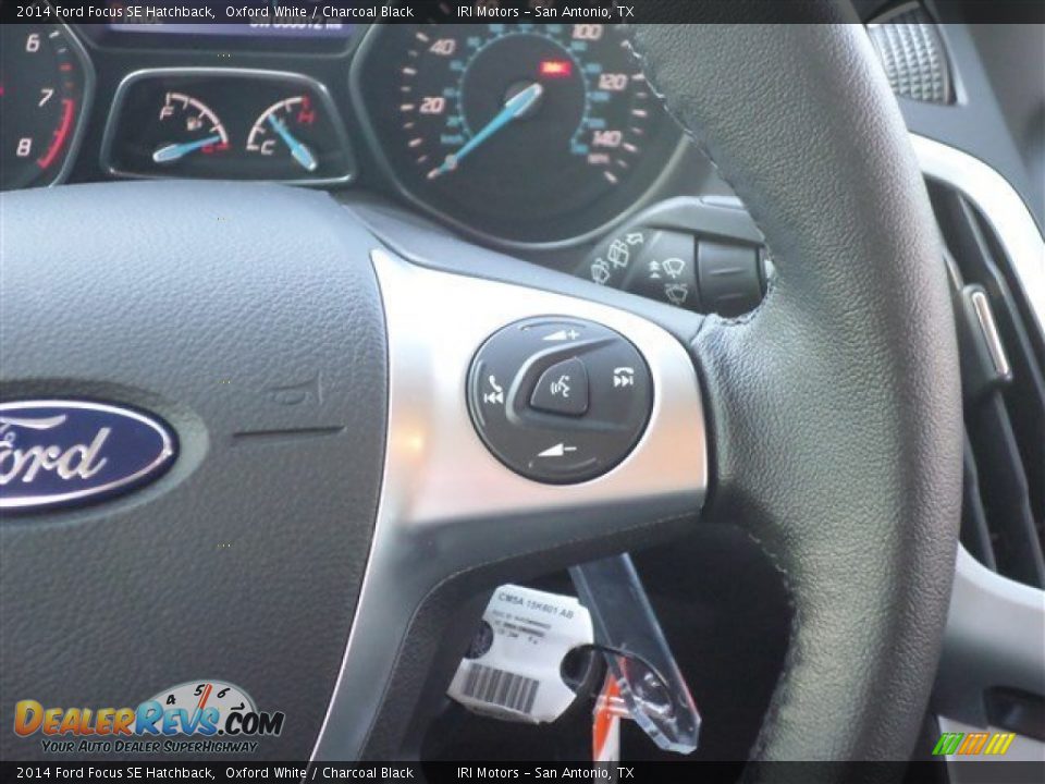 2014 Ford Focus SE Hatchback Oxford White / Charcoal Black Photo #19