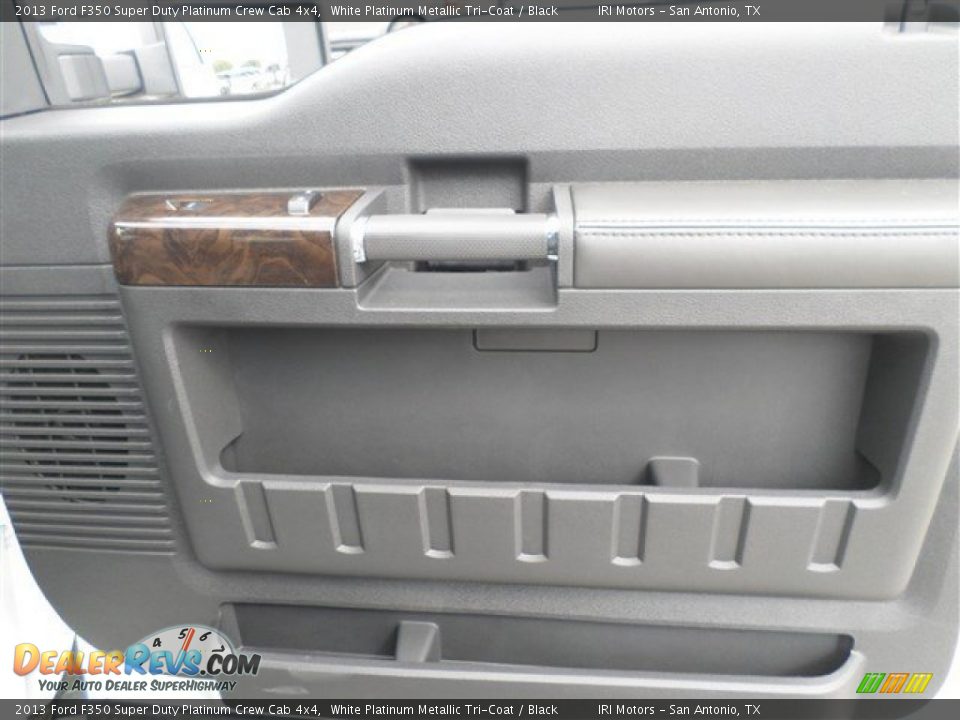 2013 Ford F350 Super Duty Platinum Crew Cab 4x4 White Platinum Metallic Tri-Coat / Black Photo #11