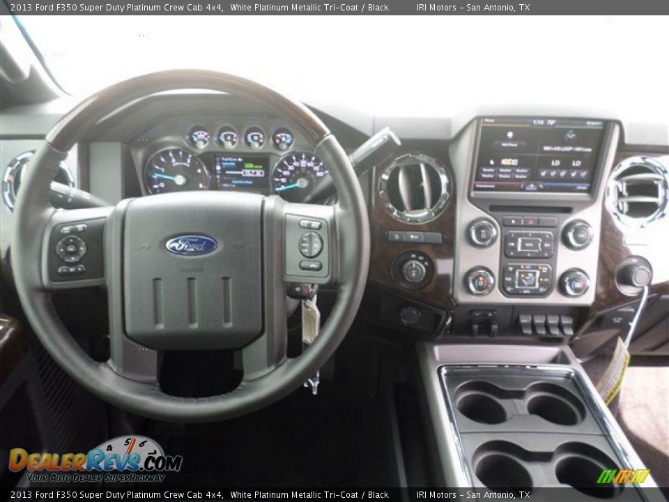 2013 Ford F350 Super Duty Platinum Crew Cab 4x4 White Platinum Metallic Tri-Coat / Black Photo #16