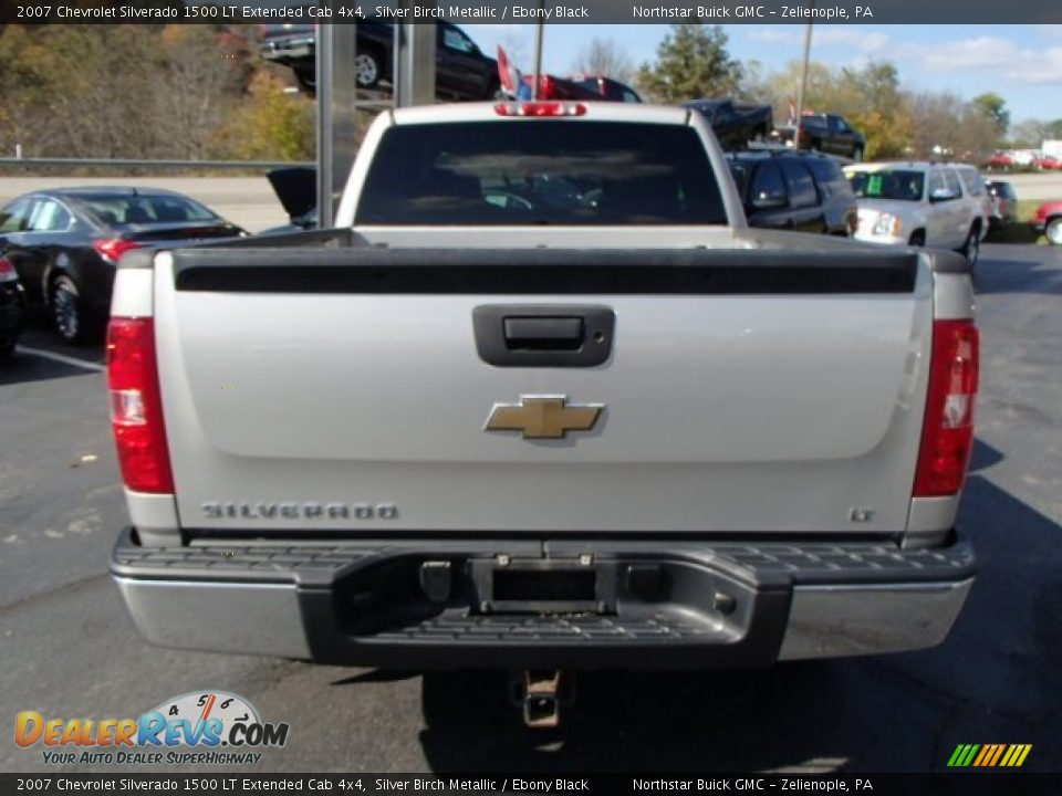 2007 Chevrolet Silverado 1500 LT Extended Cab 4x4 Silver Birch Metallic / Ebony Black Photo #6