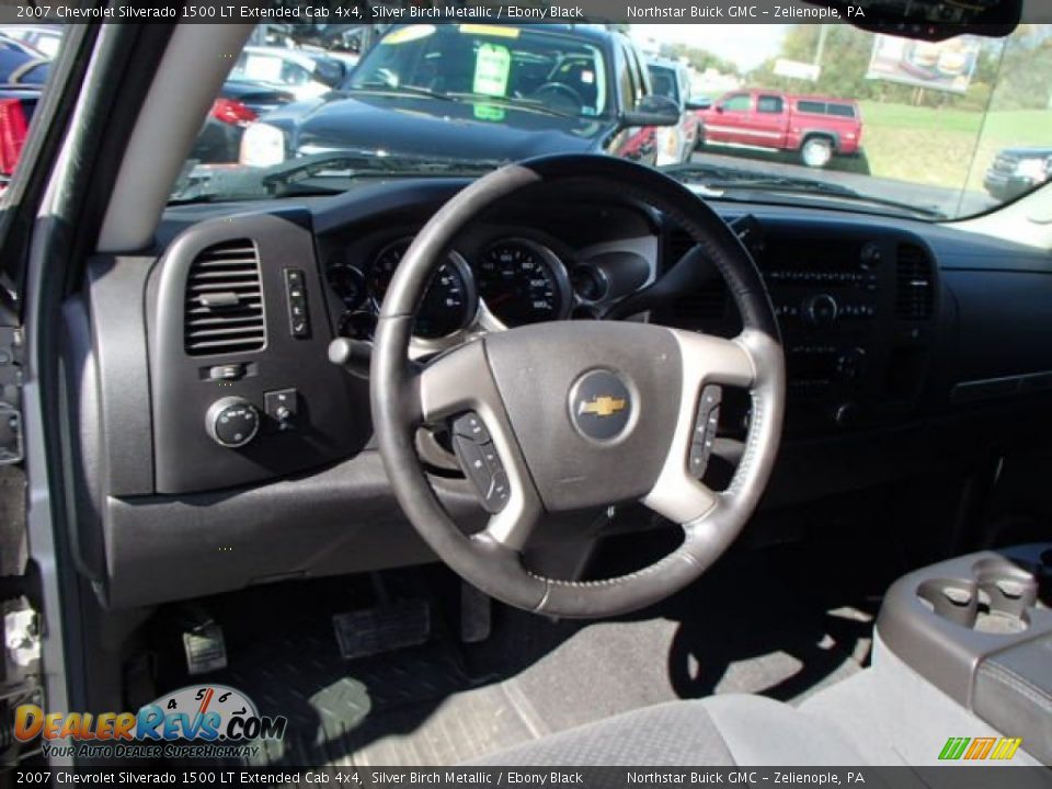 2007 Chevrolet Silverado 1500 LT Extended Cab 4x4 Silver Birch Metallic / Ebony Black Photo #13