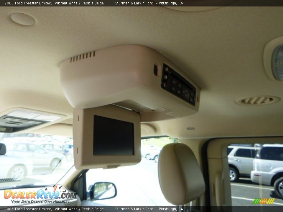 2005 Ford Freestar Limited Vibrant White / Pebble Beige Photo #12