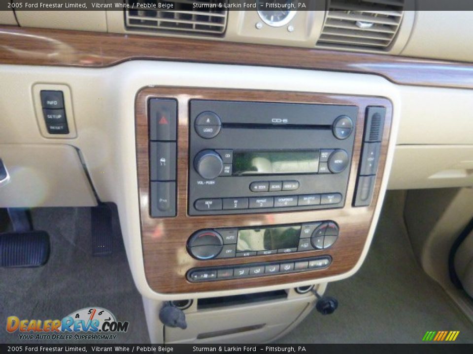 2005 Ford Freestar Limited Vibrant White / Pebble Beige Photo #13