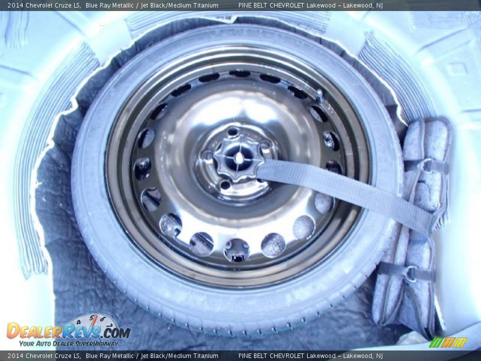 2014 Chevrolet Cruze LS Blue Ray Metallic / Jet Black/Medium Titanium Photo #11