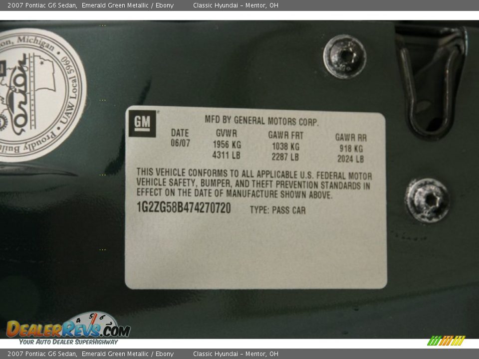 2007 Pontiac G6 Sedan Emerald Green Metallic / Ebony Photo #16