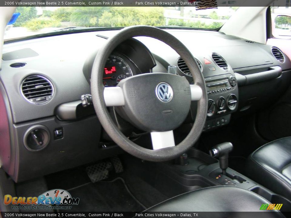 2006 Volkswagen New Beetle 2.5 Convertible Custom Pink / Black Photo #13