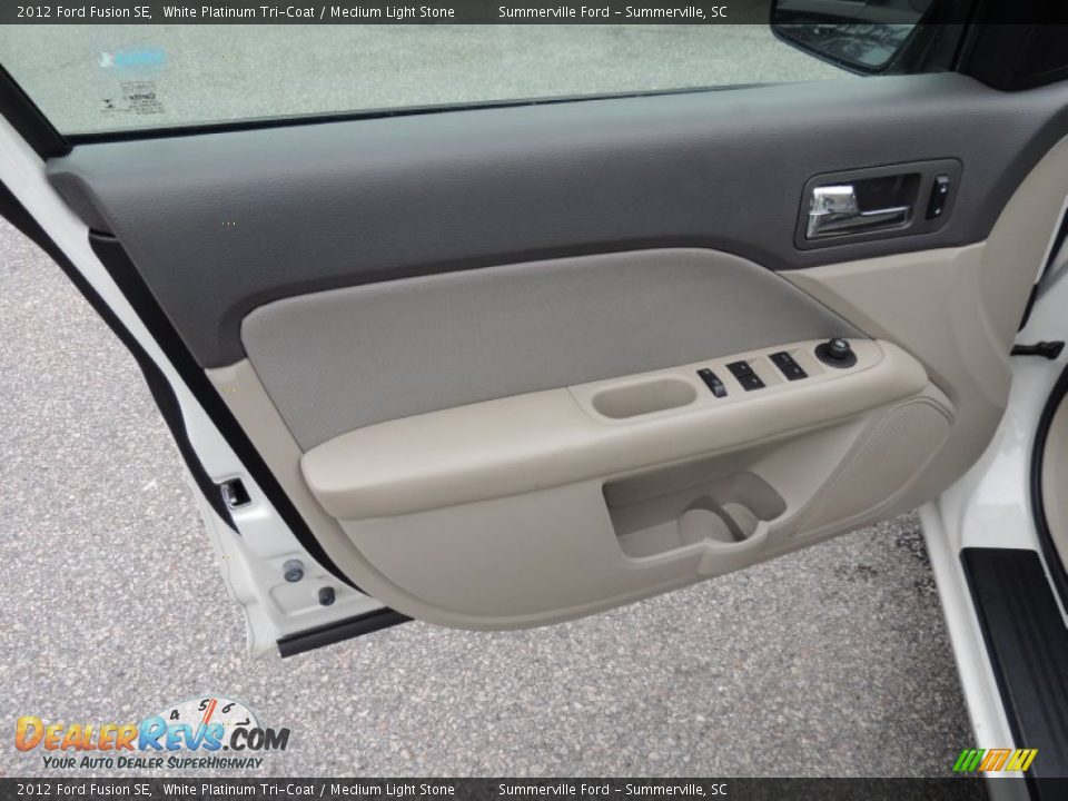 2012 Ford Fusion SE White Platinum Tri-Coat / Medium Light Stone Photo #6