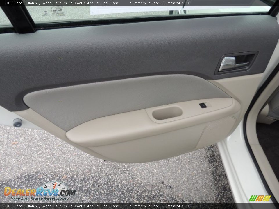 2012 Ford Fusion SE White Platinum Tri-Coat / Medium Light Stone Photo #8