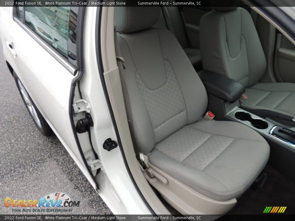 2012 Ford Fusion SE White Platinum Tri-Coat / Medium Light Stone Photo #9