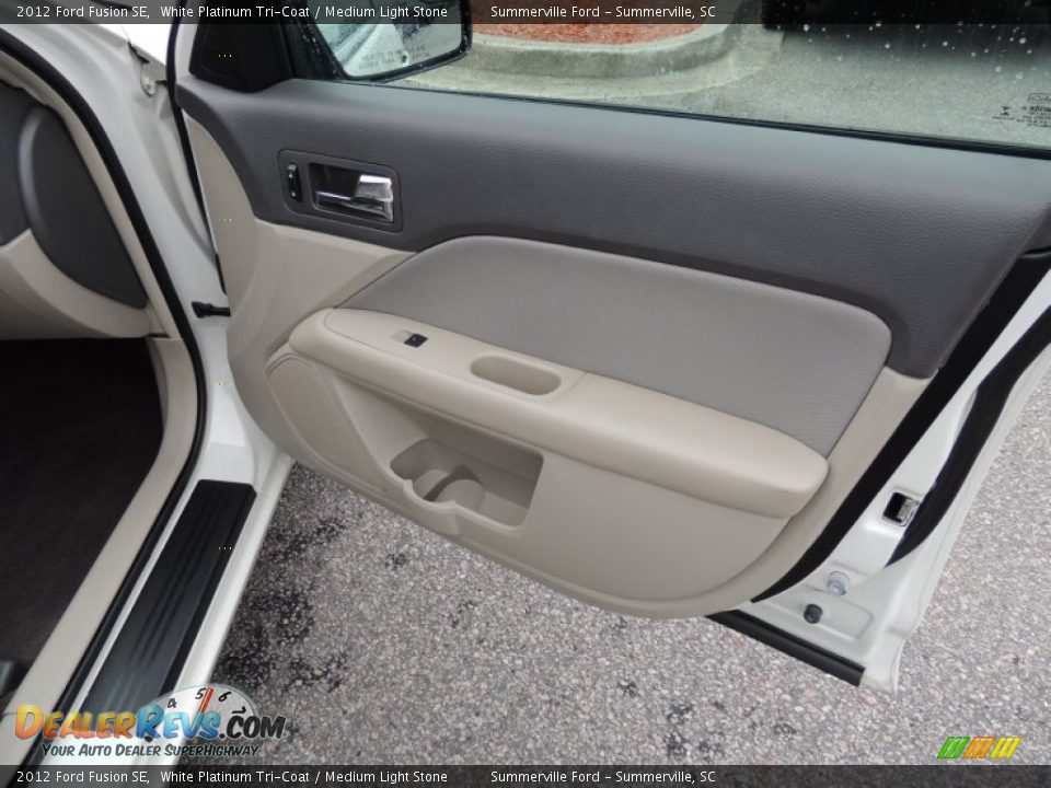 2012 Ford Fusion SE White Platinum Tri-Coat / Medium Light Stone Photo #10