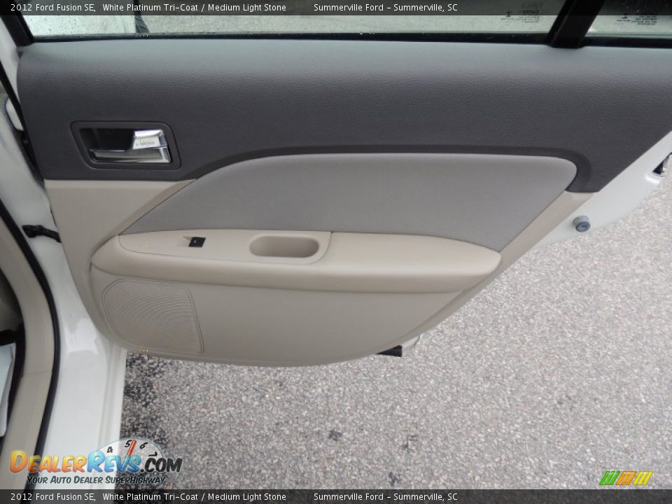 2012 Ford Fusion SE White Platinum Tri-Coat / Medium Light Stone Photo #12