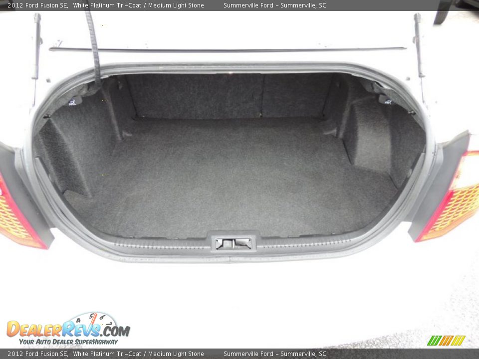 2012 Ford Fusion SE White Platinum Tri-Coat / Medium Light Stone Photo #15