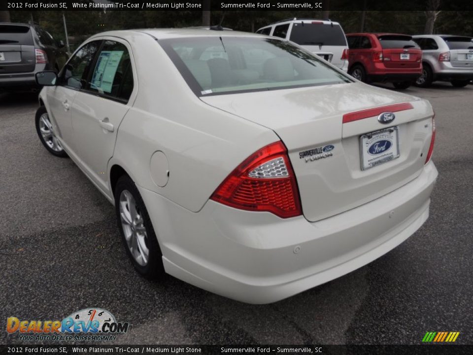 2012 Ford Fusion SE White Platinum Tri-Coat / Medium Light Stone Photo #16