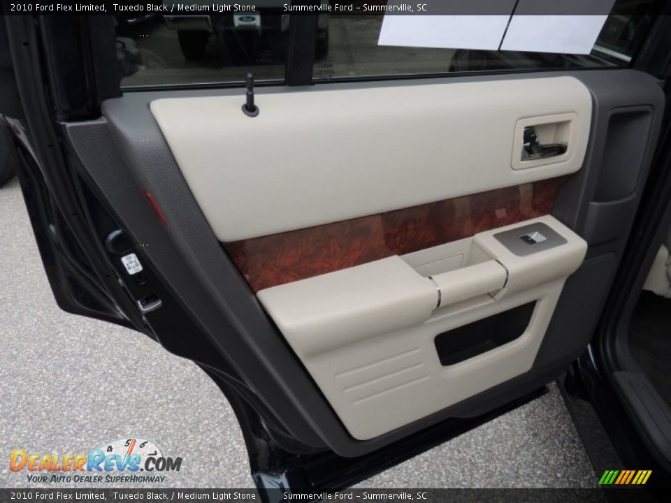 2010 Ford Flex Limited Tuxedo Black / Medium Light Stone Photo #8
