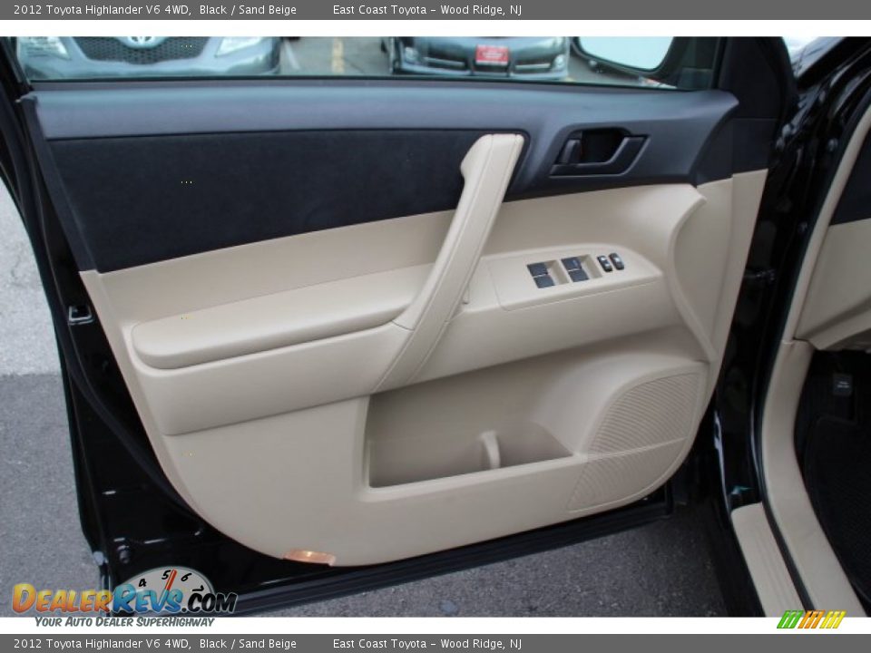 2012 Toyota Highlander V6 4WD Black / Sand Beige Photo #6