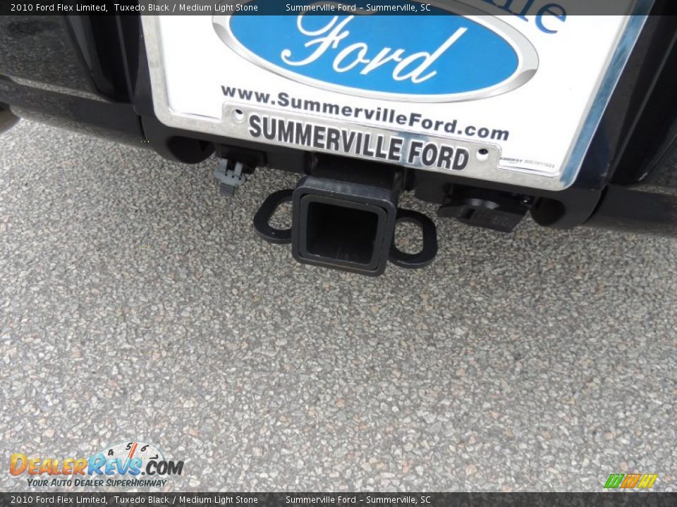 2010 Ford Flex Limited Tuxedo Black / Medium Light Stone Photo #16