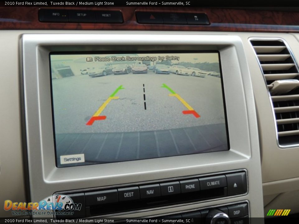 2010 Ford Flex Limited Tuxedo Black / Medium Light Stone Photo #24