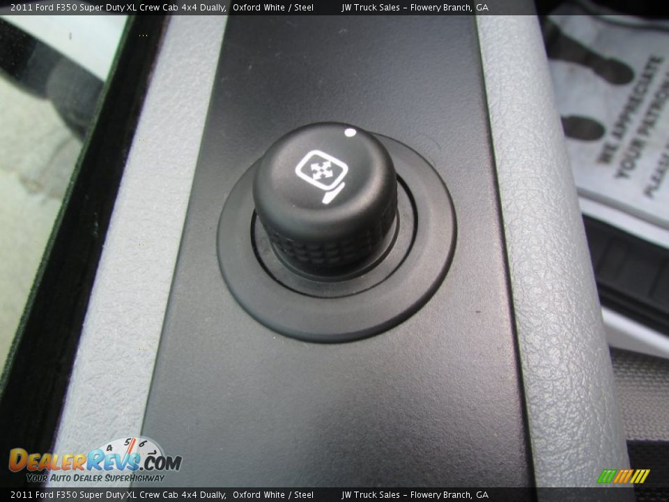 2011 Ford F350 Super Duty XL Crew Cab 4x4 Dually Oxford White / Steel Photo #16