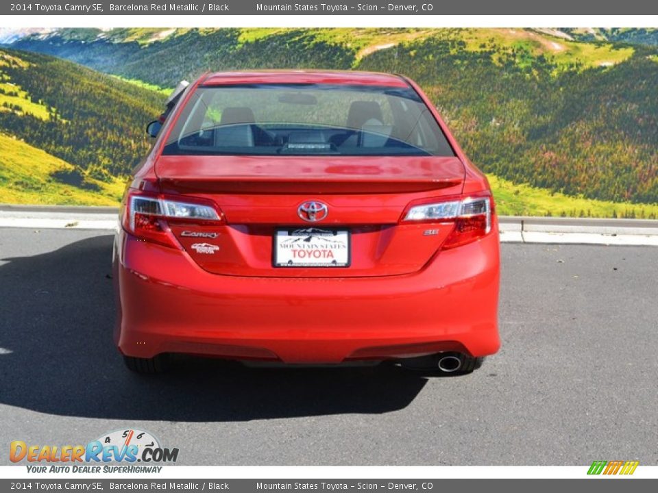 2014 Toyota Camry SE Barcelona Red Metallic / Black Photo #4