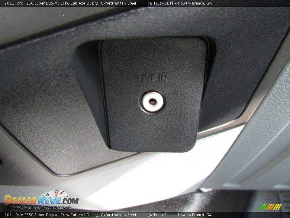 2011 Ford F350 Super Duty XL Crew Cab 4x4 Dually Oxford White / Steel Photo #33