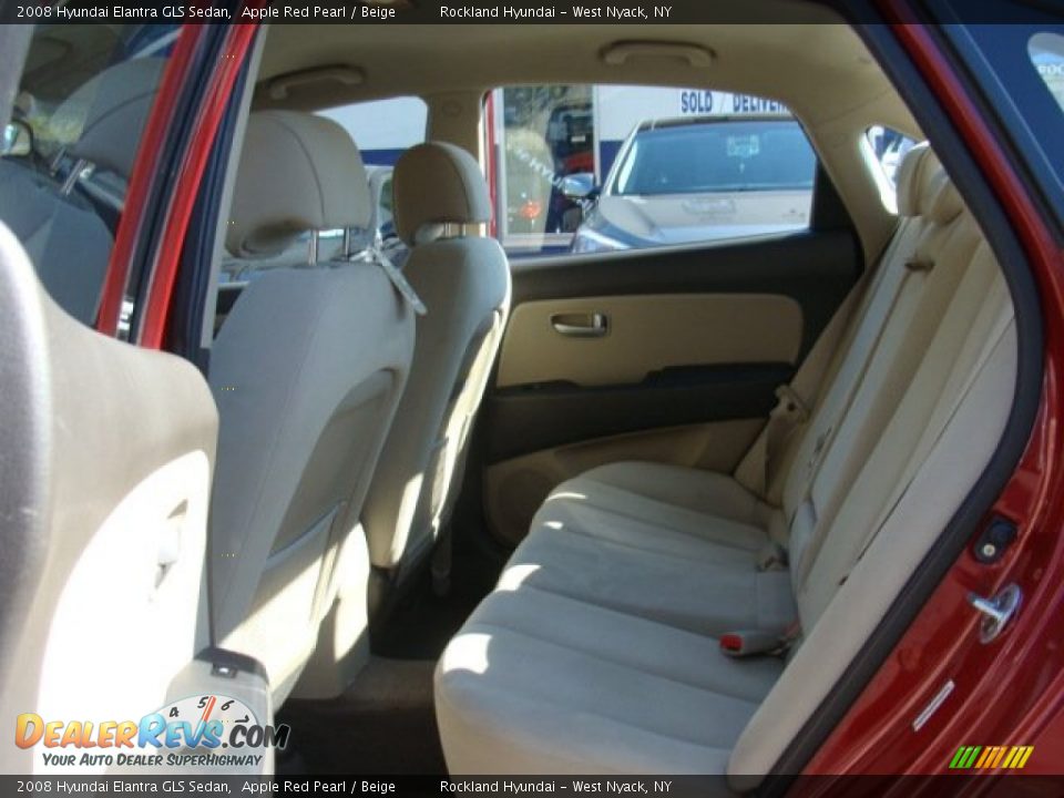 2008 Hyundai Elantra GLS Sedan Apple Red Pearl / Beige Photo #19