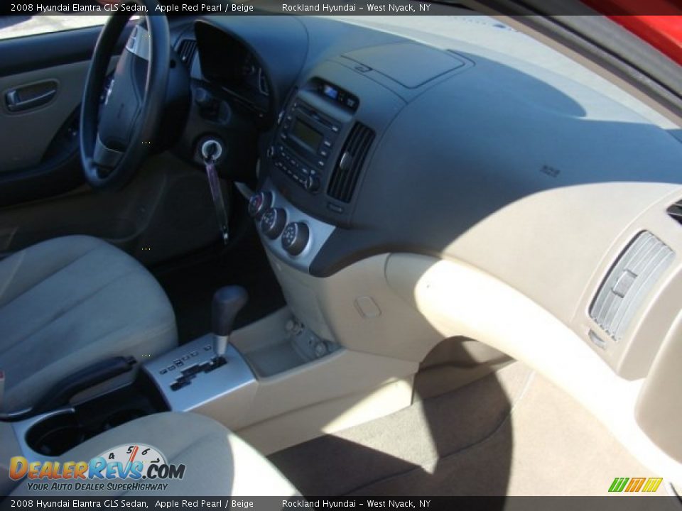 2008 Hyundai Elantra GLS Sedan Apple Red Pearl / Beige Photo #24