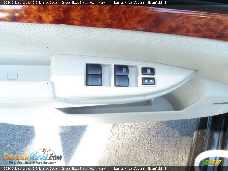 2010 Subaru Legacy 2.5i Limited Sedan Crystal Black Silica / Warm Ivory Photo #15