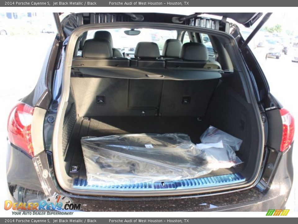 2014 Porsche Cayenne S Trunk Photo #36