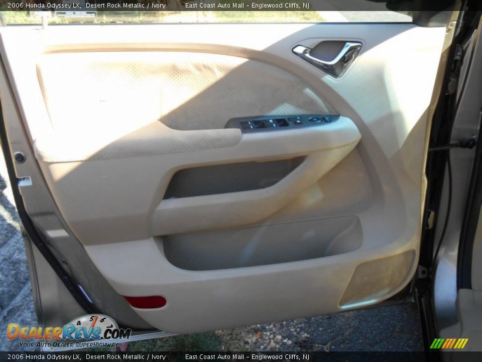2006 Honda Odyssey LX Desert Rock Metallic / Ivory Photo #14
