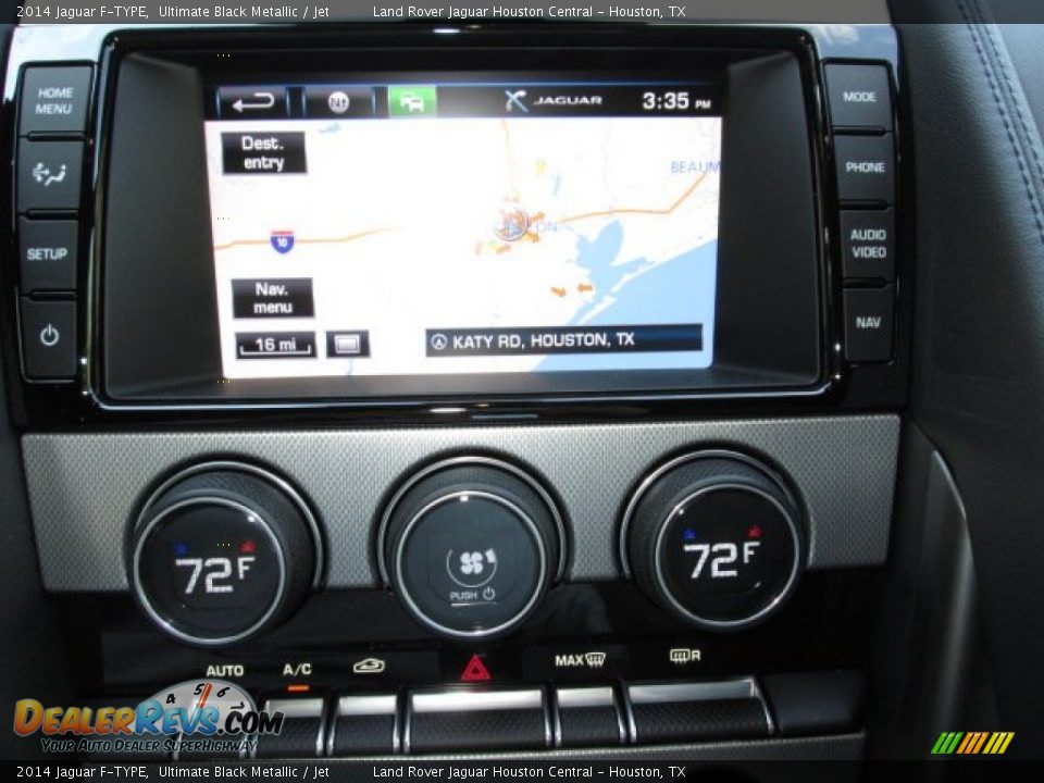 Controls of 2014 Jaguar F-TYPE  Photo #12