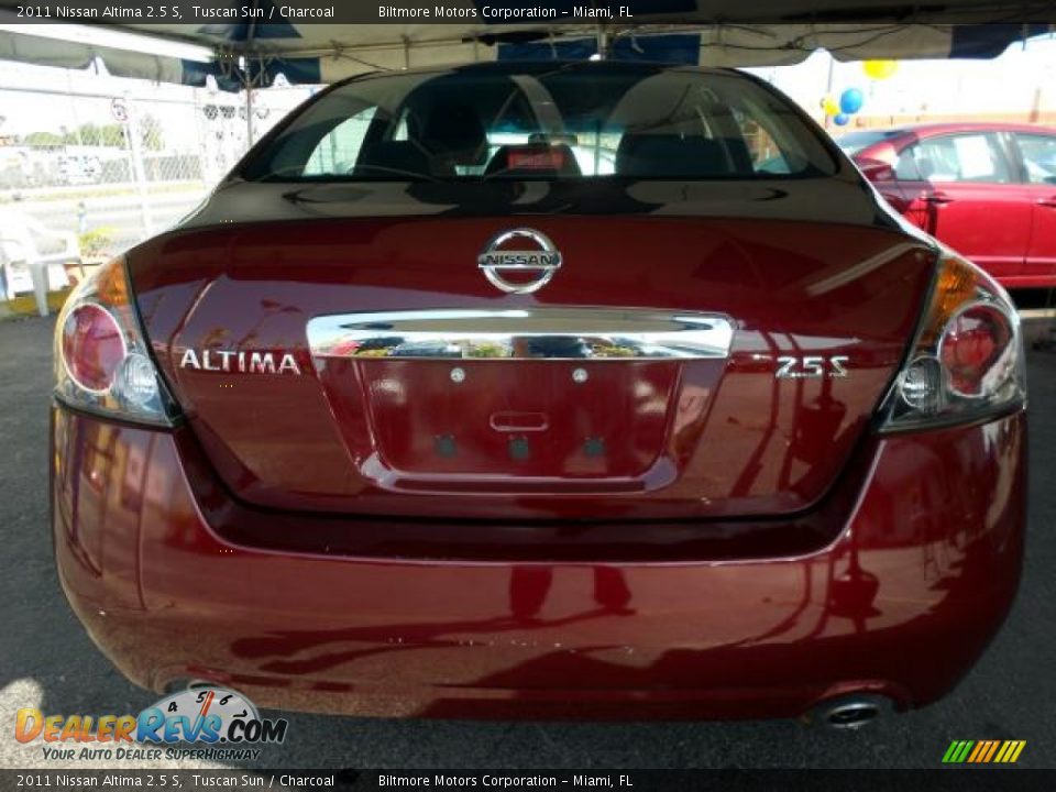 2011 Nissan Altima 2.5 S Tuscan Sun / Charcoal Photo #5