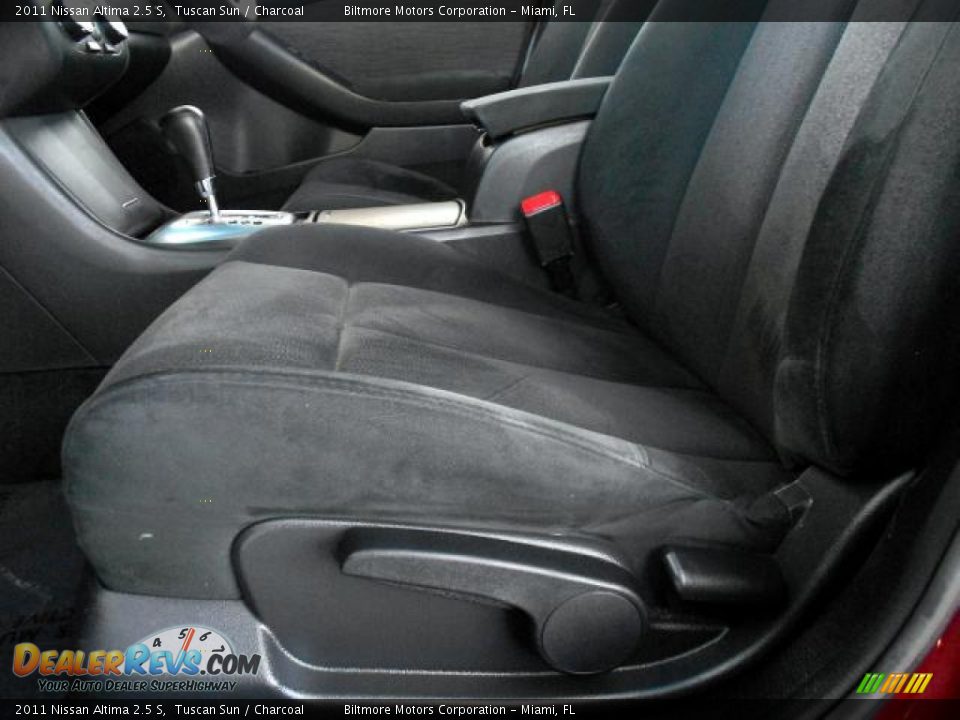 2011 Nissan Altima 2.5 S Tuscan Sun / Charcoal Photo #25